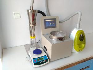 气流筛分仪空气喷射筛与振动筛分仪的区别是什么？